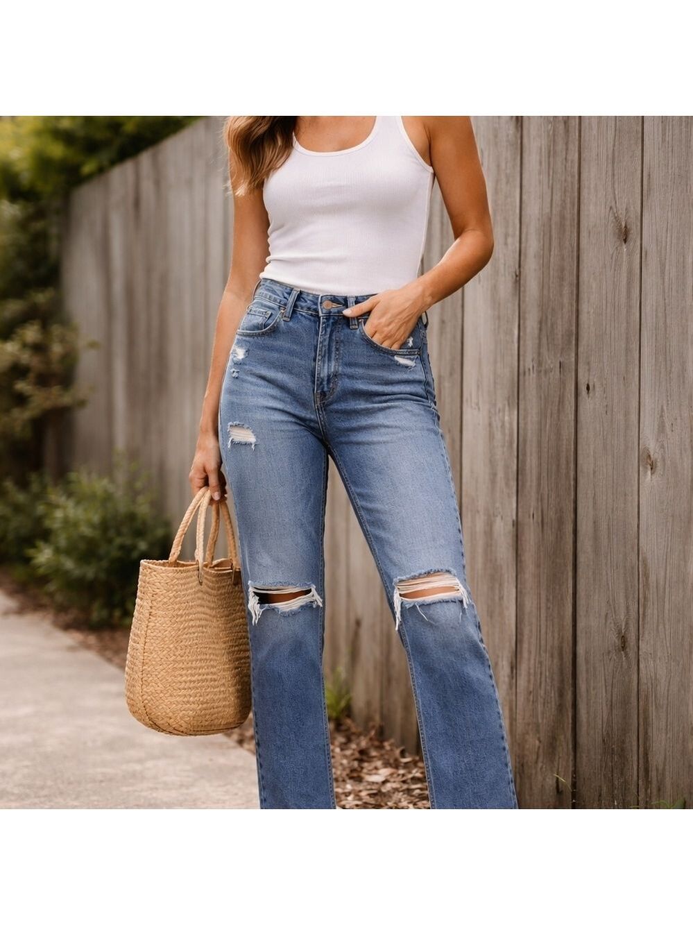 BKE Billie Women’s Slim Straight Jeans – Distressed